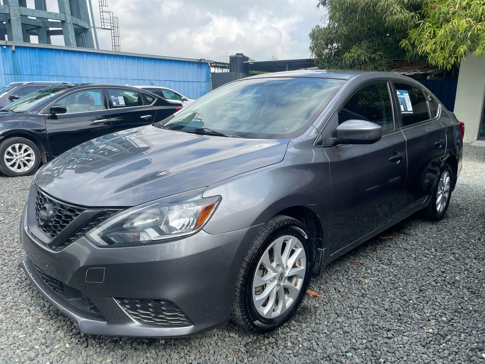 carros - Nissan Sentra SV  3