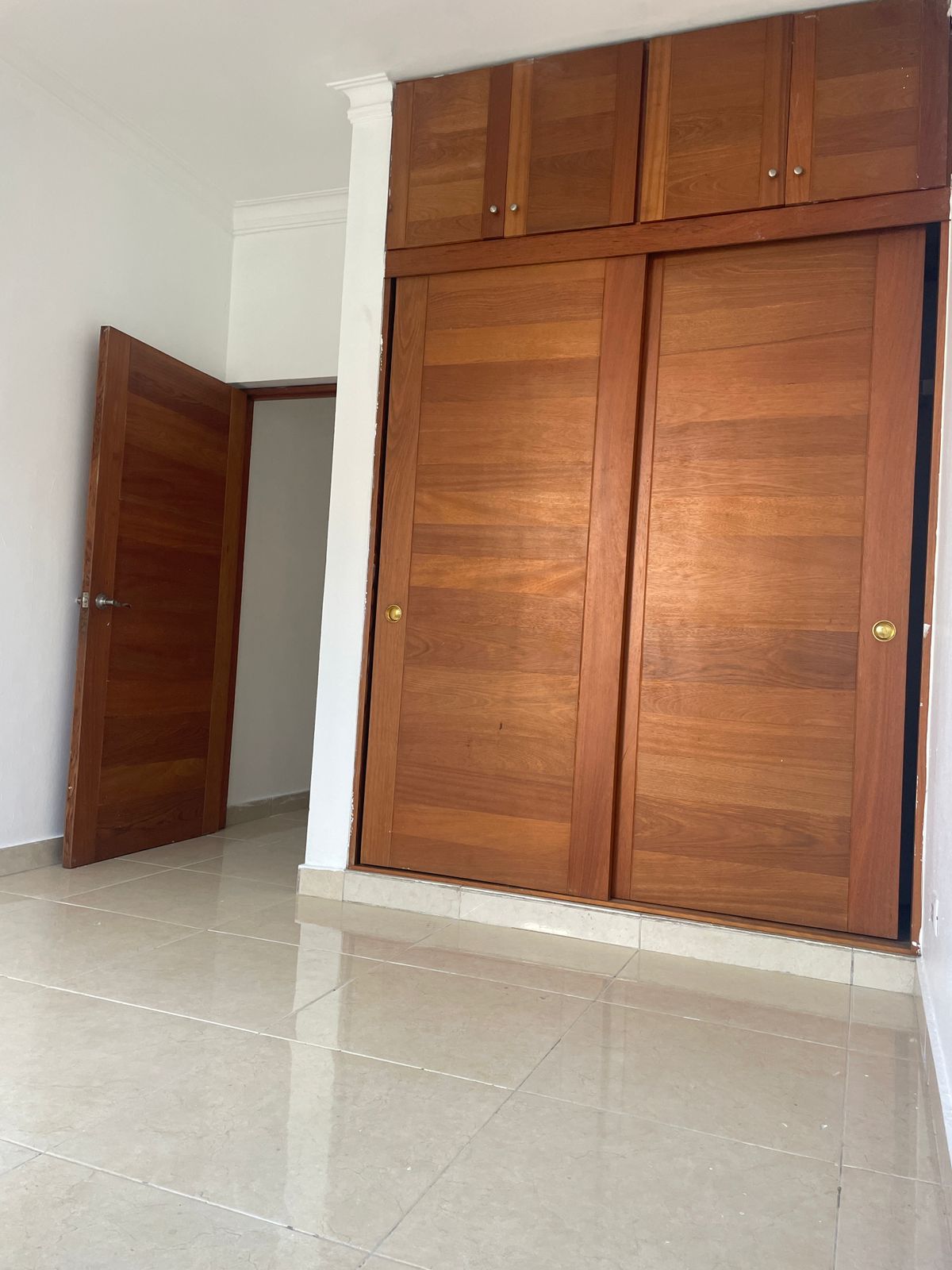 apartamentos - ¡Amplio Apartamento en Venta Urb. Real! 4