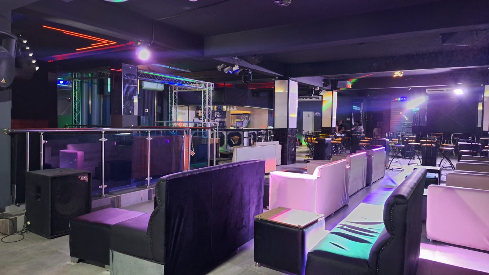 negocios en venta - Discoteca en renta 2