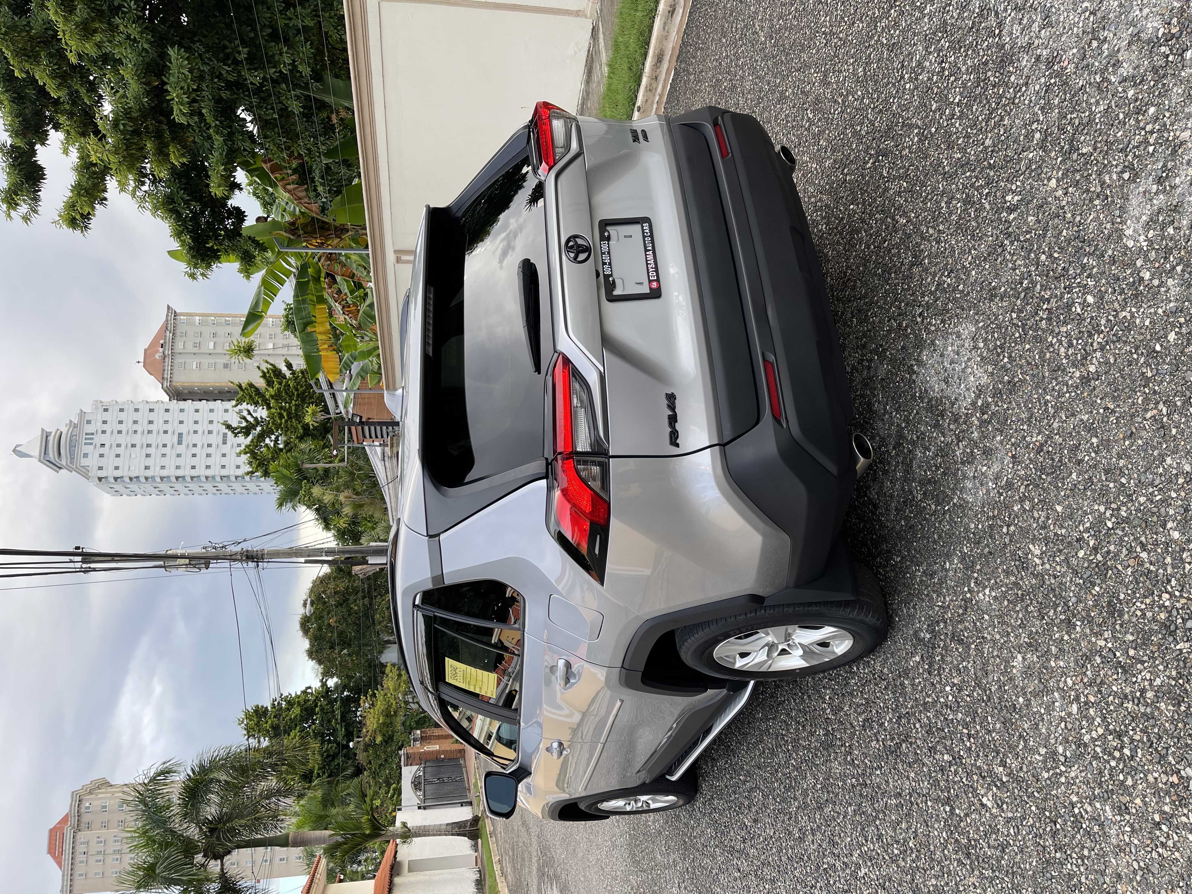 jeepetas y camionetas - Toyota rav4 XLE 2021 2