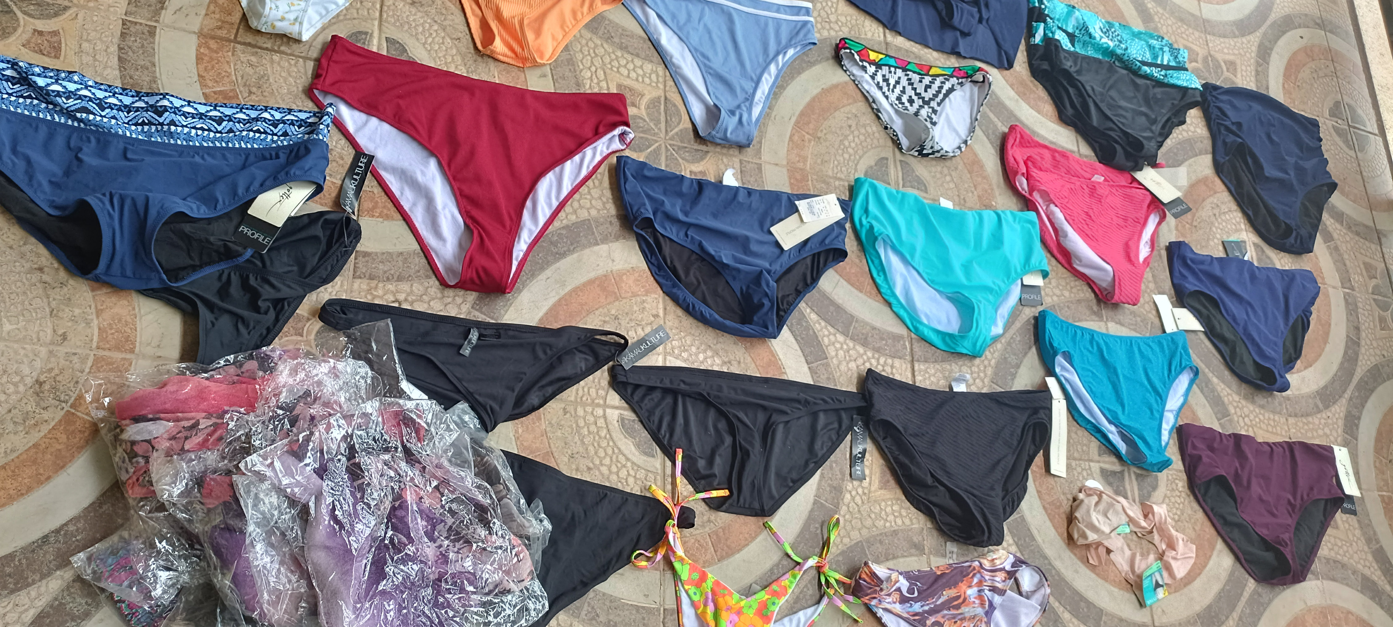 ropa para mujer - traje de baños variados 8