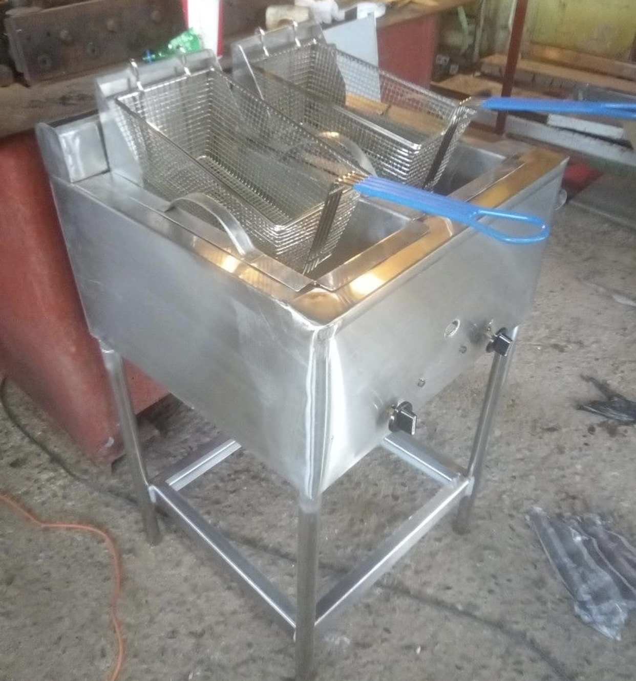 equipos profesionales - freidoras de acero inoxidable  2