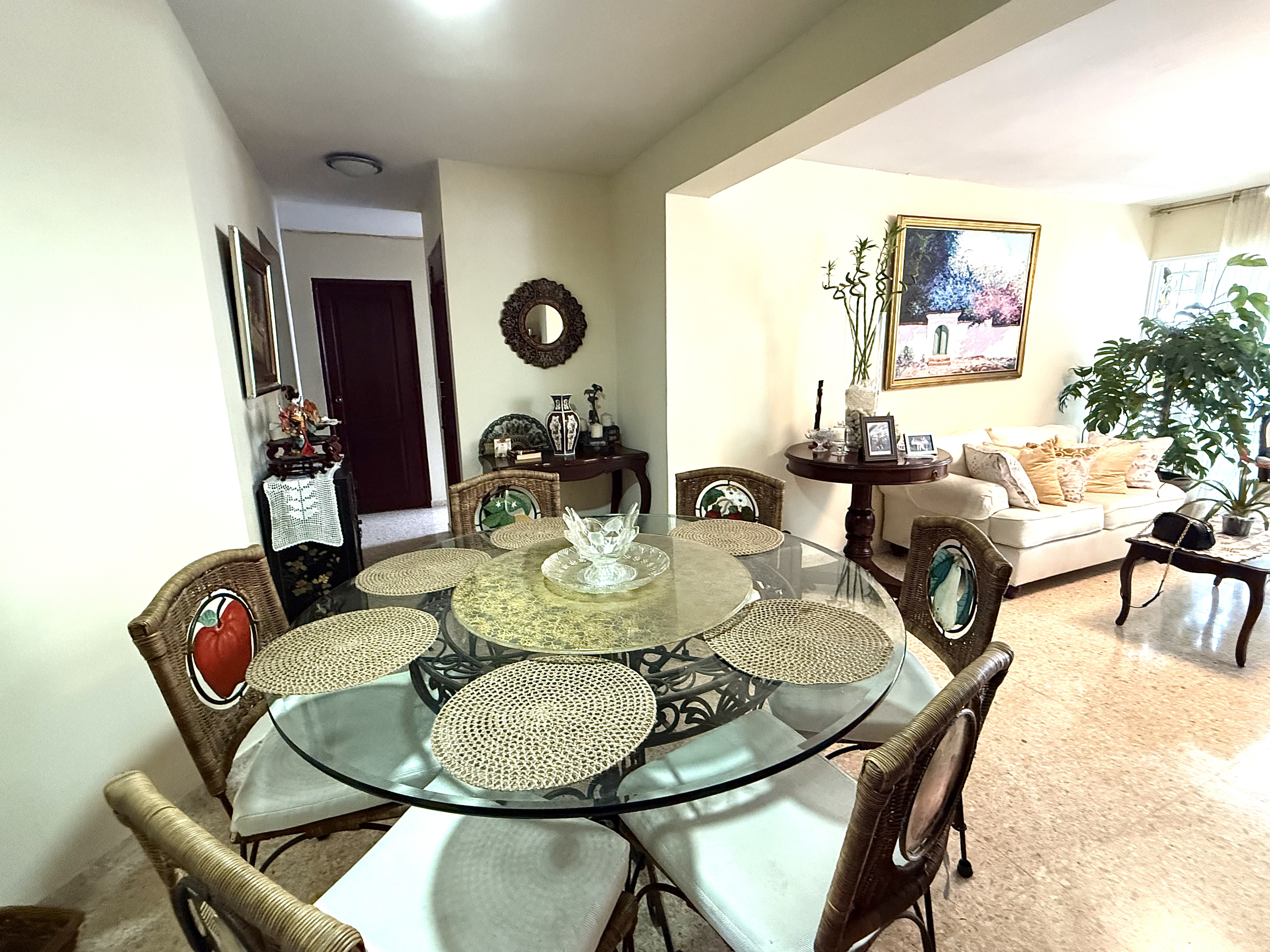 apartamentos - Venta de de 3 habitaciones en Zona Universitaria. 4