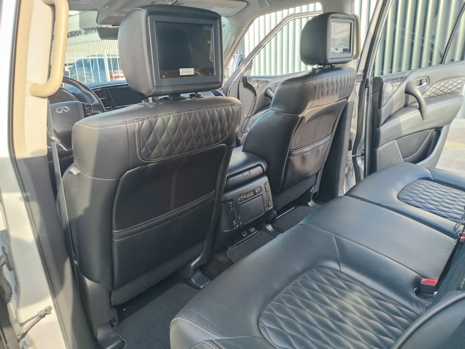 jeepetas y camionetas - Infiniti QX80 2022 7