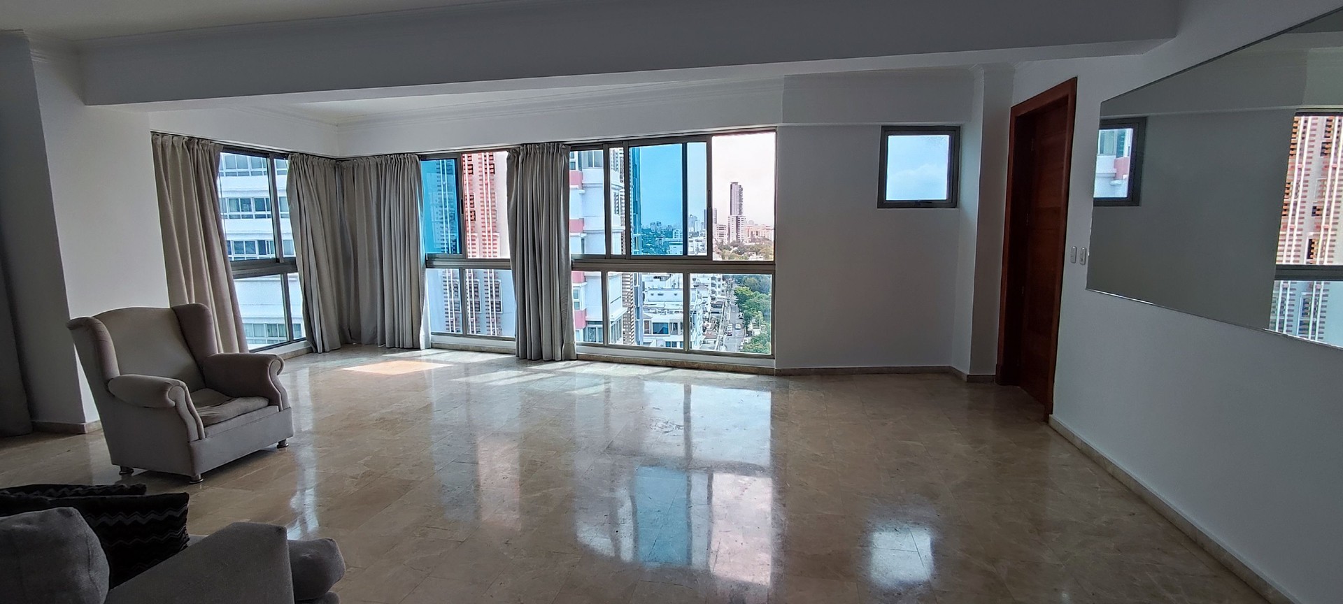 apartamentos - Los Cacicazgos piso alto 3 habitaciones area social 5