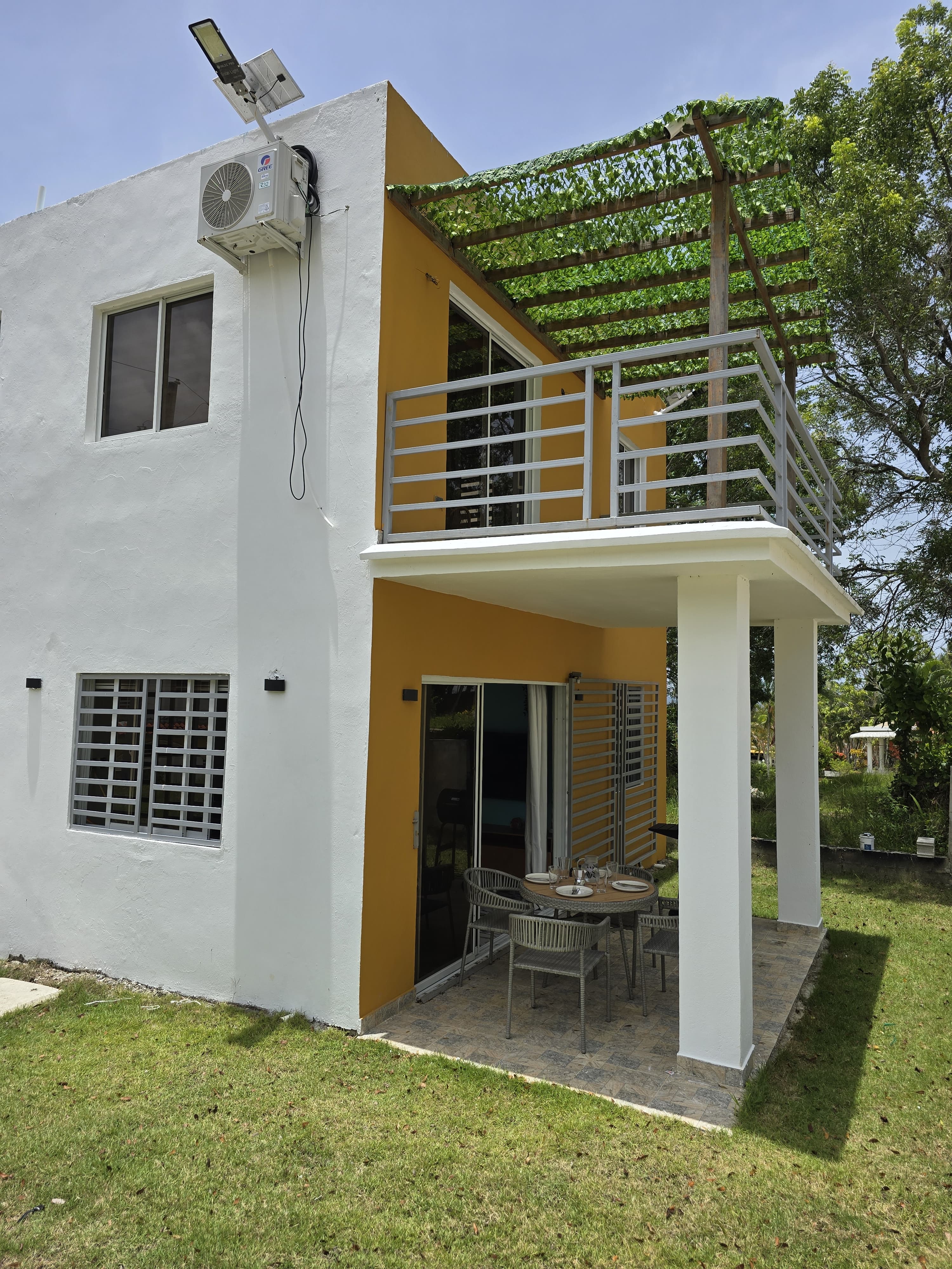 casas - Alquiler de casa amueblada Arroyo Barril, Samaná 2