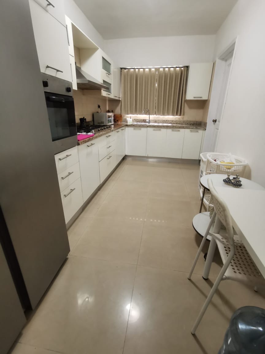 apartamentos - APARTAMENTO AMUEBLADO EN EVARISTO MORALES 3 HABITACIONES 2 PARQUEOS 3