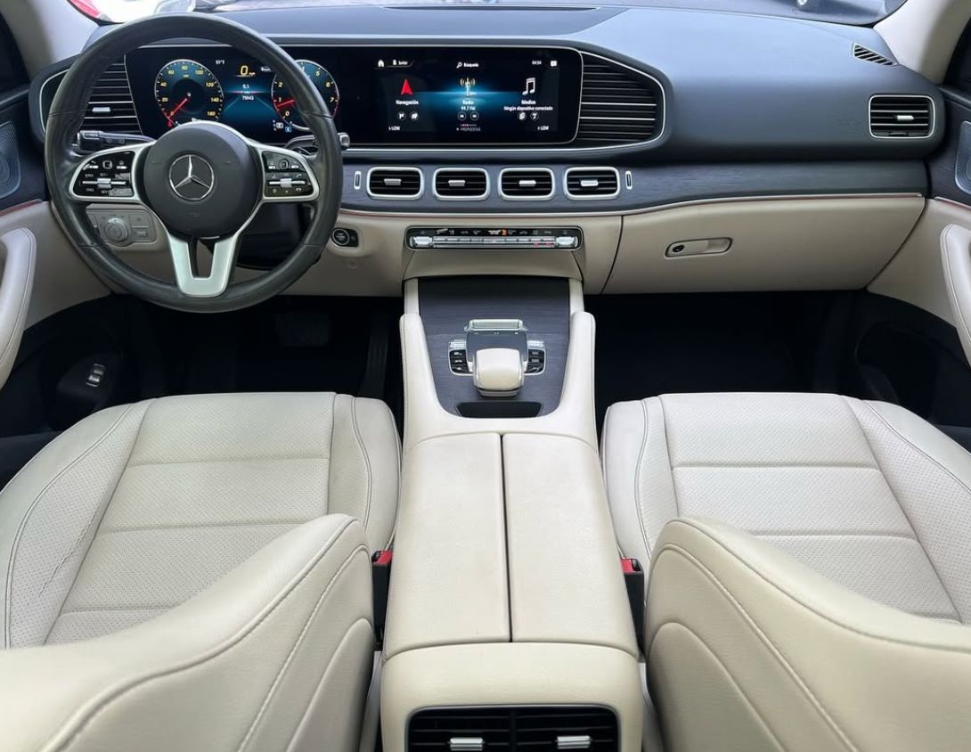 jeepetas y camionetas - Mercedez Benz GLE 350 4MATIC AMG 2020 3