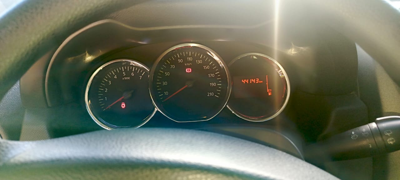 jeepetas y camionetas - vendo mi Renault duster 2016 por superación  7