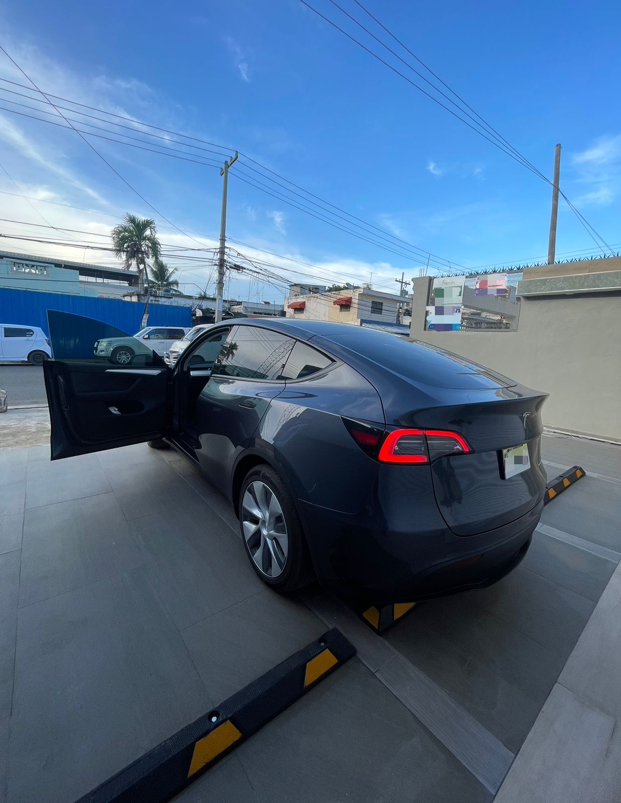 carros - Tesla Model Y 2023 Dual Motor AWD  2