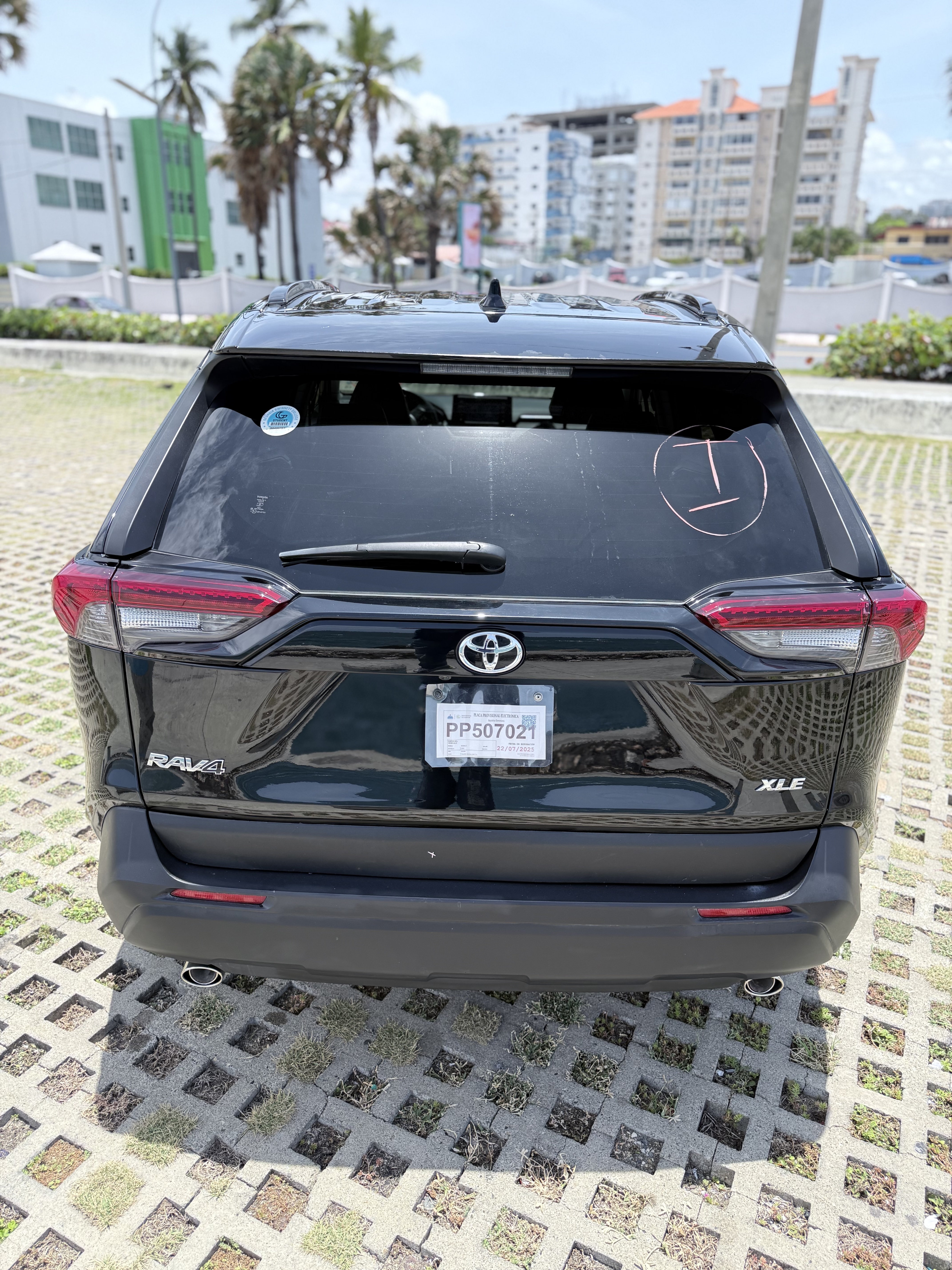 jeepetas y camionetas - Toyota RAV4 2019 Exl Full leather/sunroof recién importado 4