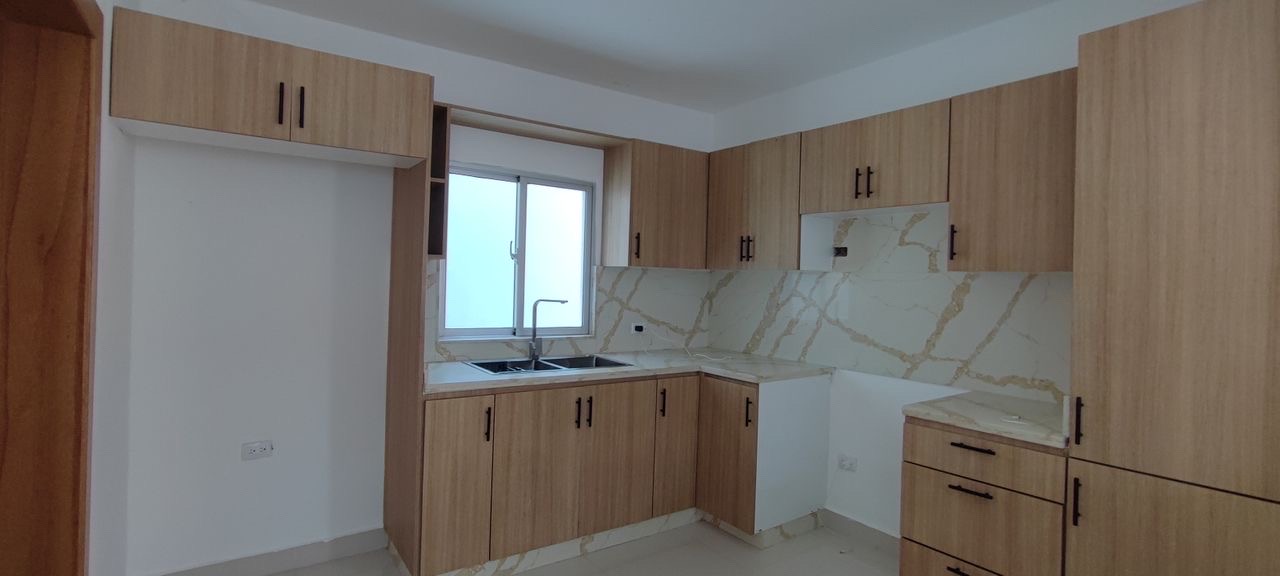 casas - venta de casa en la autopista de san isidro brisa oriental Santo Domingo este  1