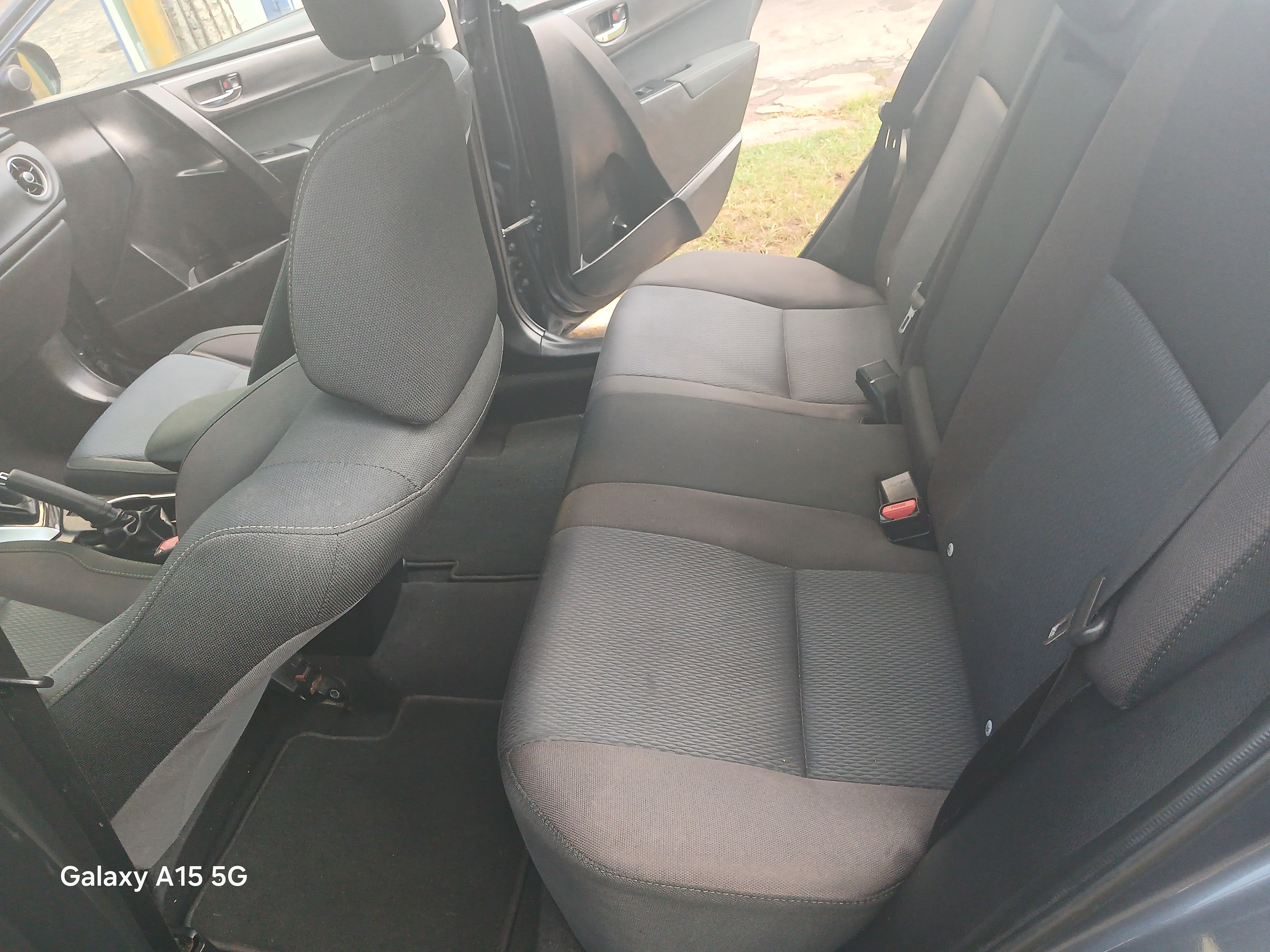carros - Toyota Corolla 2017 LE 4