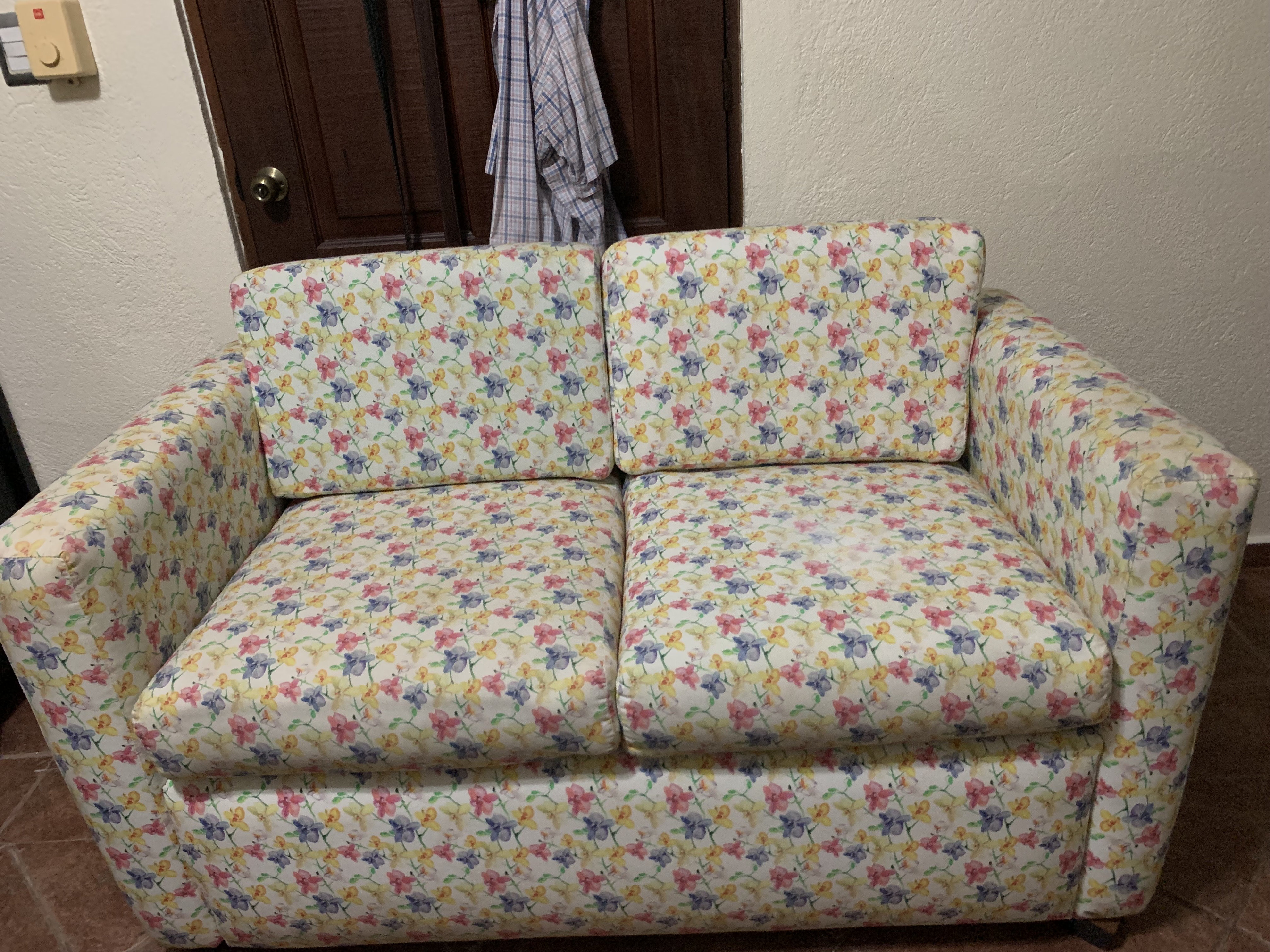 muebles y colchones - Hermoso mueble de calidad y oportunidad en muy buenas condiciones 5,000  1