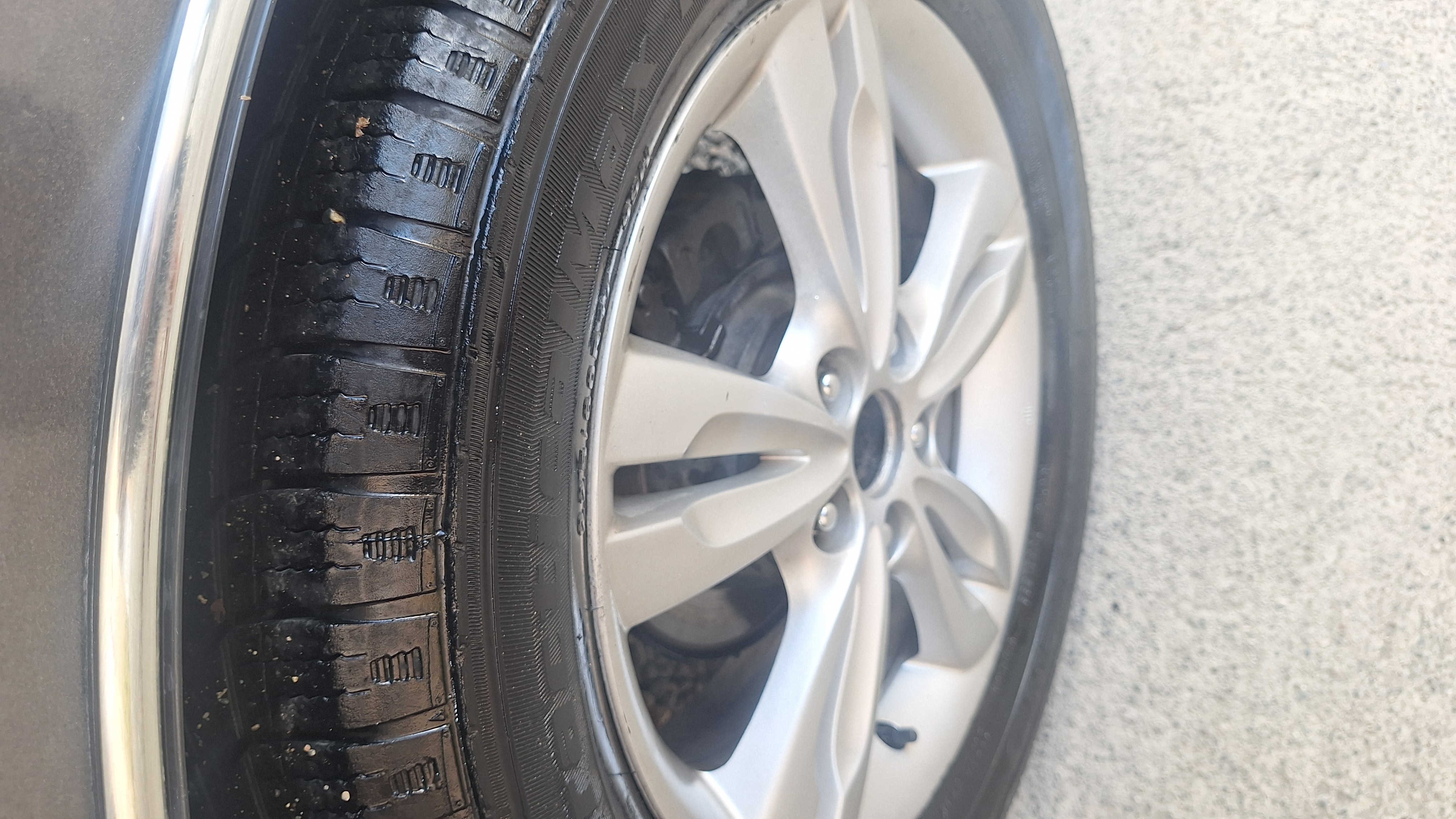 jeepetas y camionetas - usada pero en perfectas condiciones trae tu mecánico precio 650 negociable 0