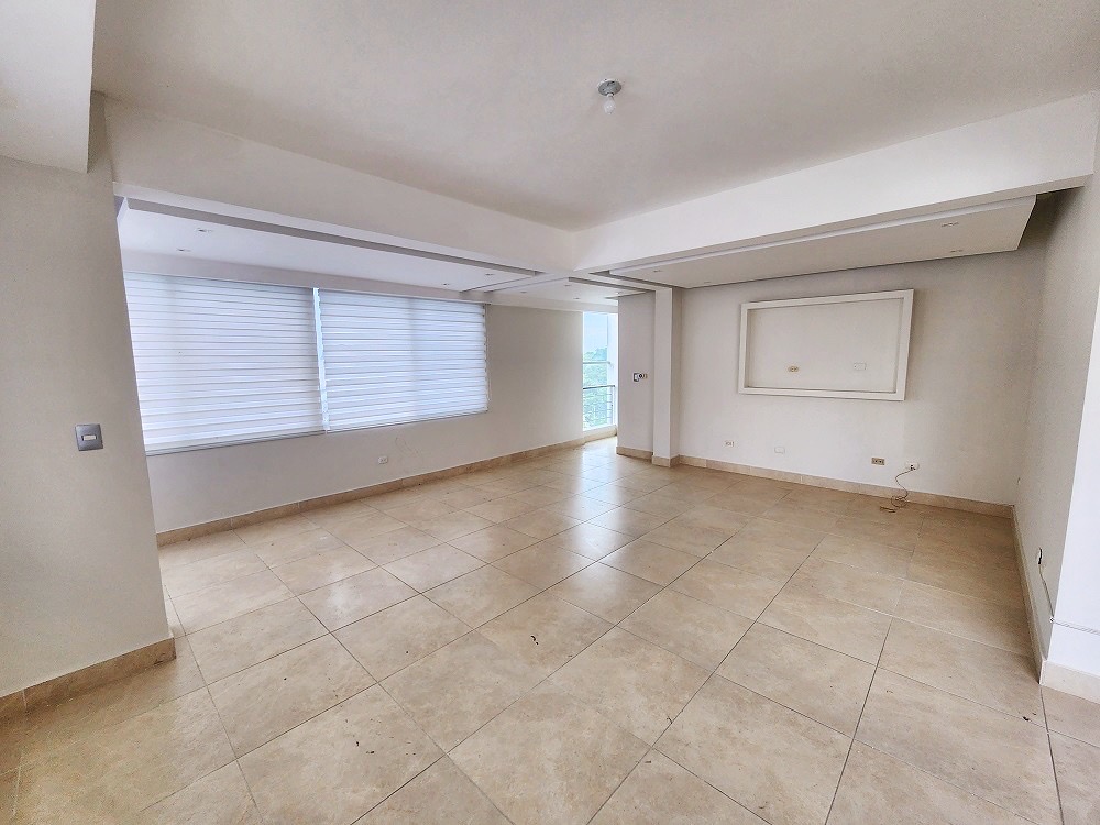 apartamentos - sexto nivel de renta en Los Cerros de Gurabo  2