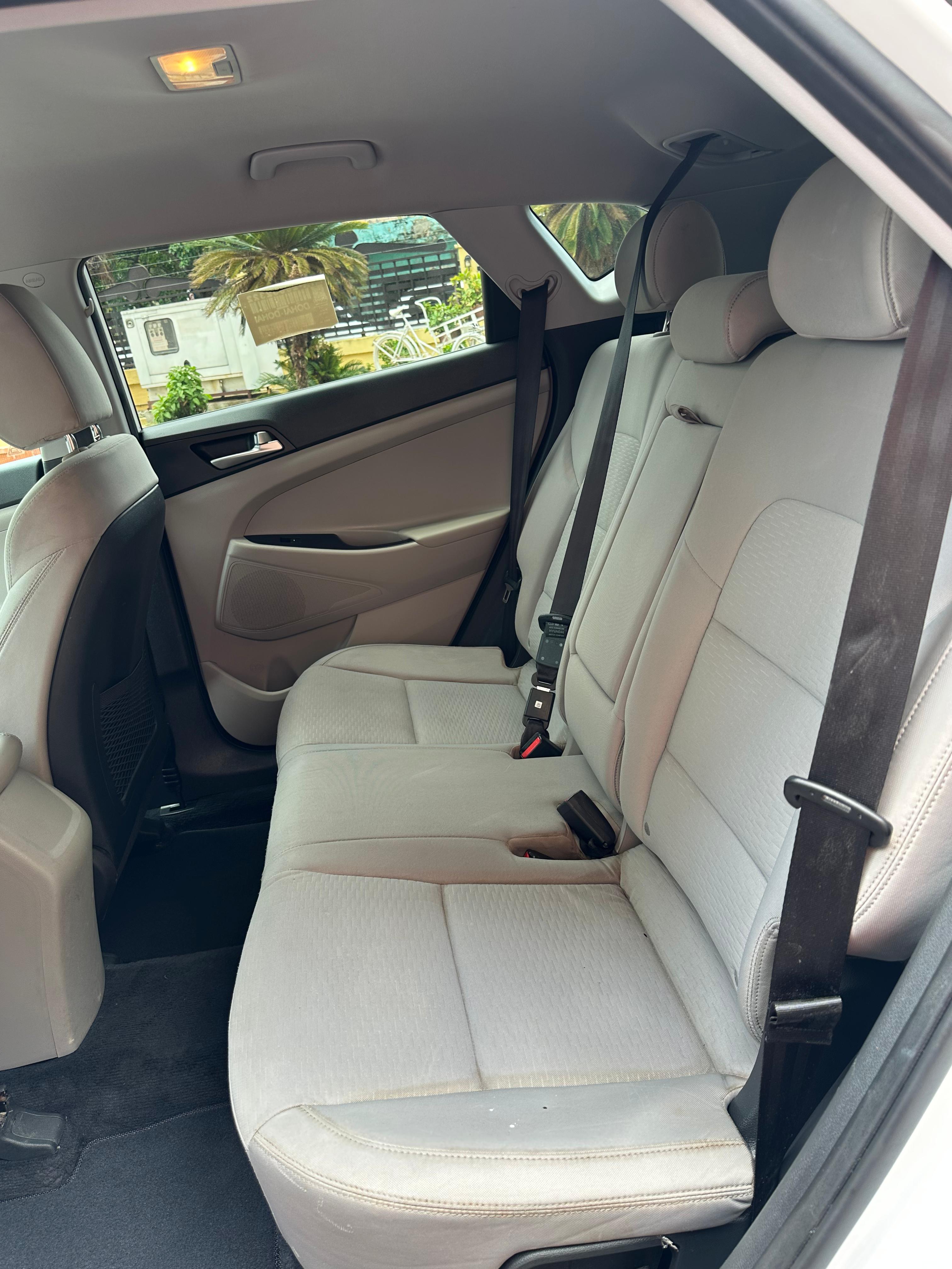 jeepetas y camionetas - HYUNDAI TUCSON SE 19 CLEAN  2