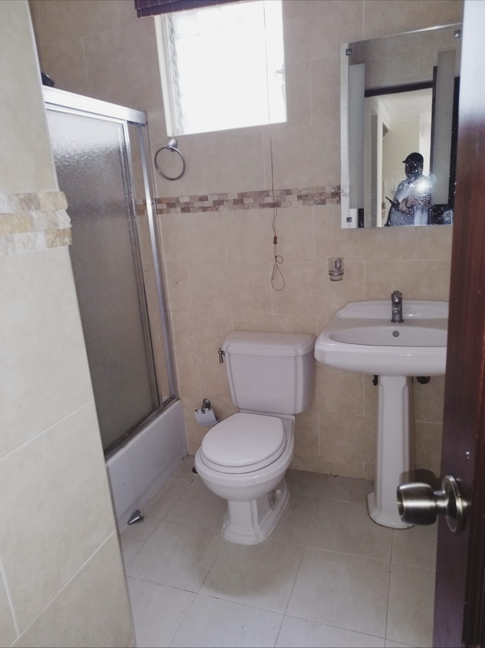 apartamentos - Se Alquila Penthouse en La Española de 250 mts (tercer nivel). Precio $37,000 6