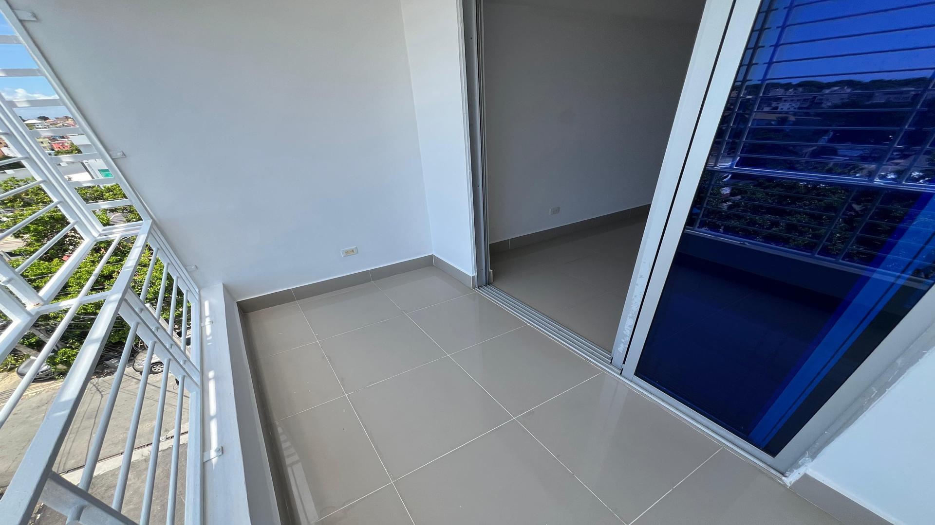 apartamentos - Apartamento en Alquiler en Reparto Miguelina, Av Monumental 4