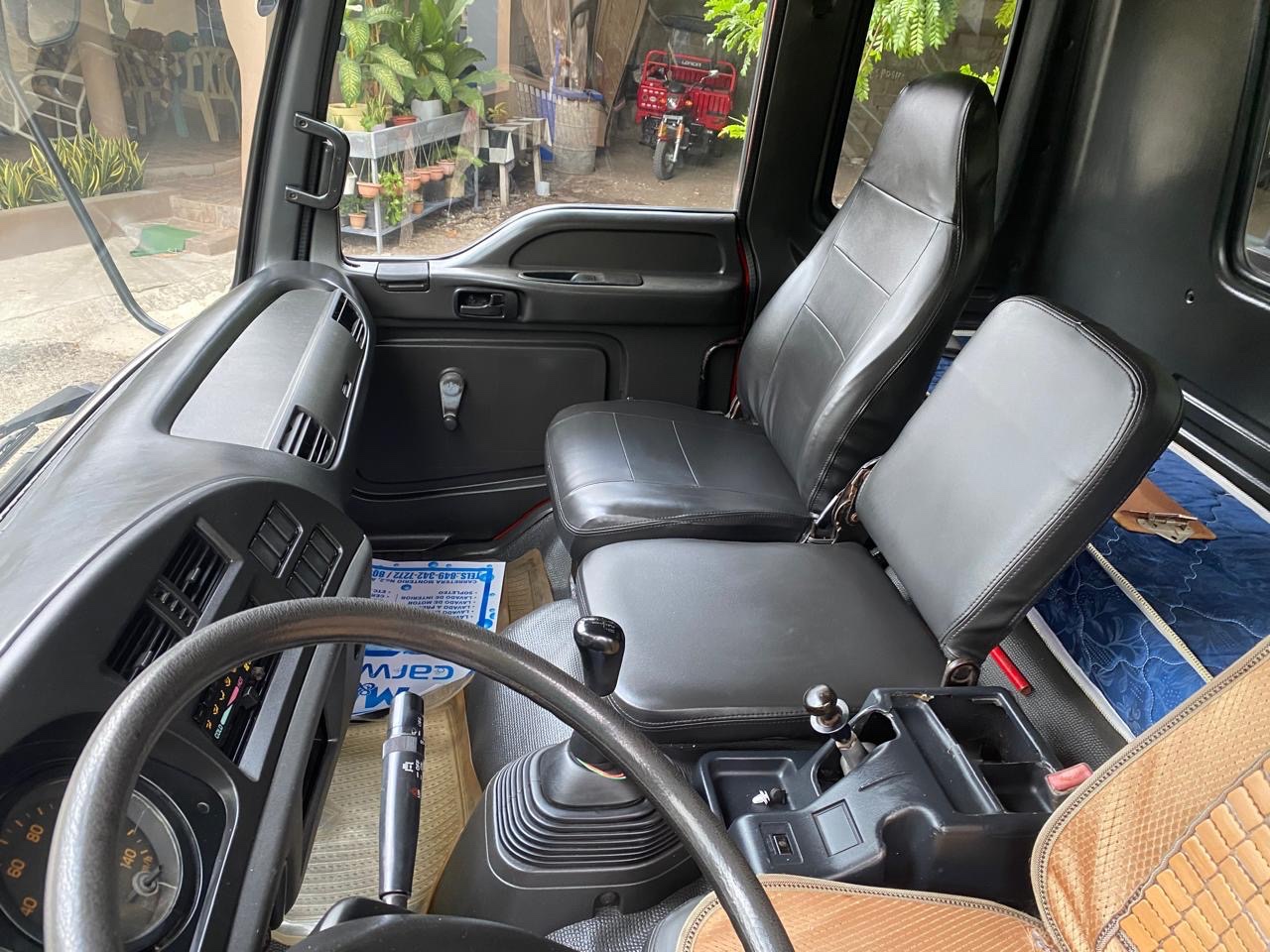 camiones y vehiculos pesados - Camión Isuzu FTR 9