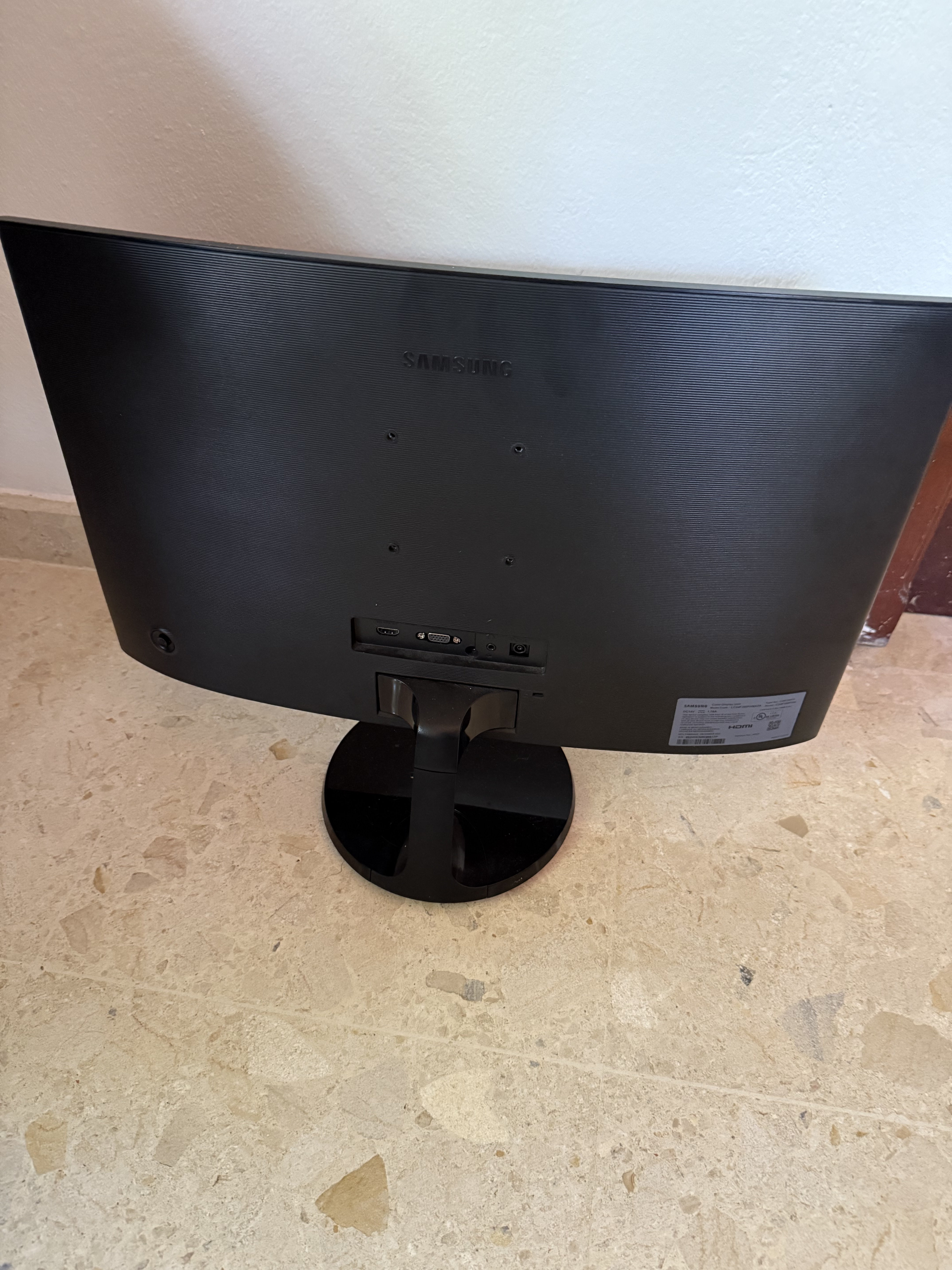 tv - 📺 Monitor Samsung Curvo de 24” - Modelo LC24F390FHNXZA 3