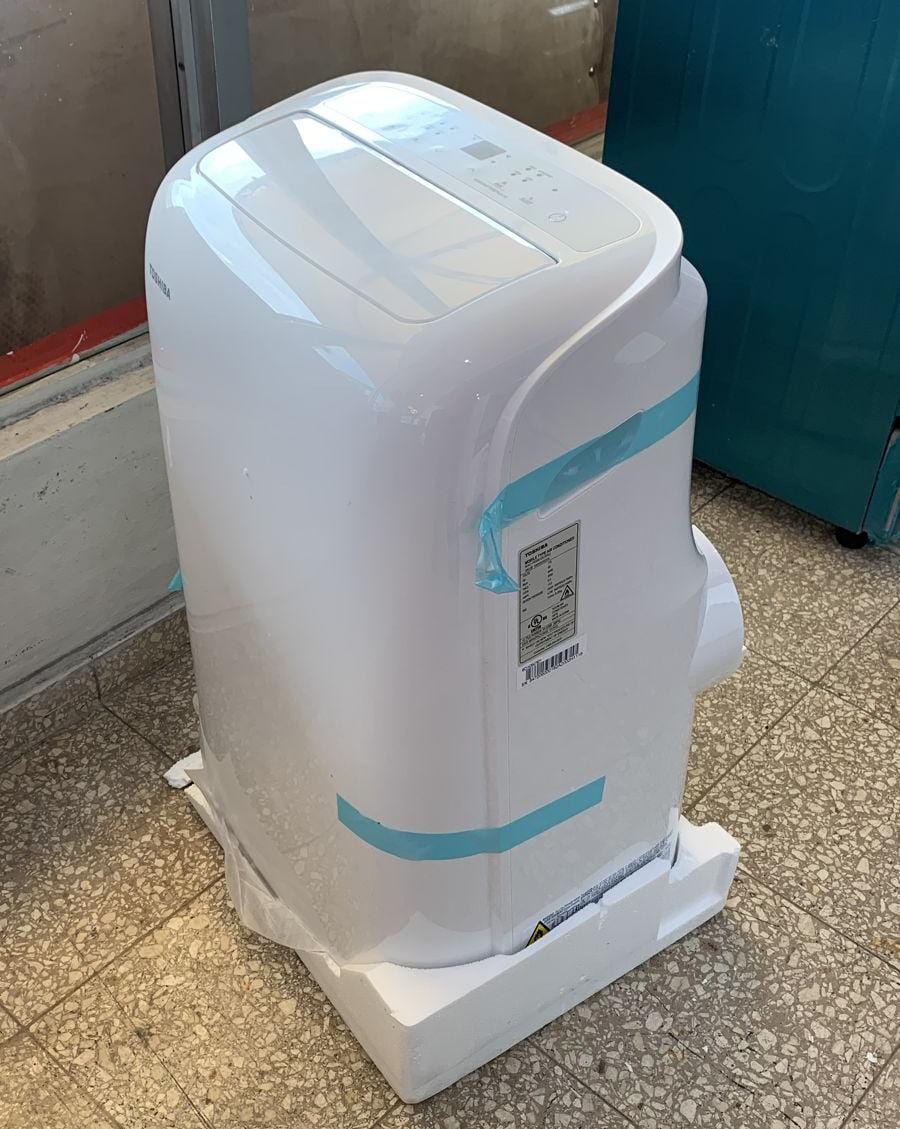 aires acondicionados y abanicos - Aire acondicionado portátil 12000BTU
Toshiba
110 voltios
6 meses de garantís 2