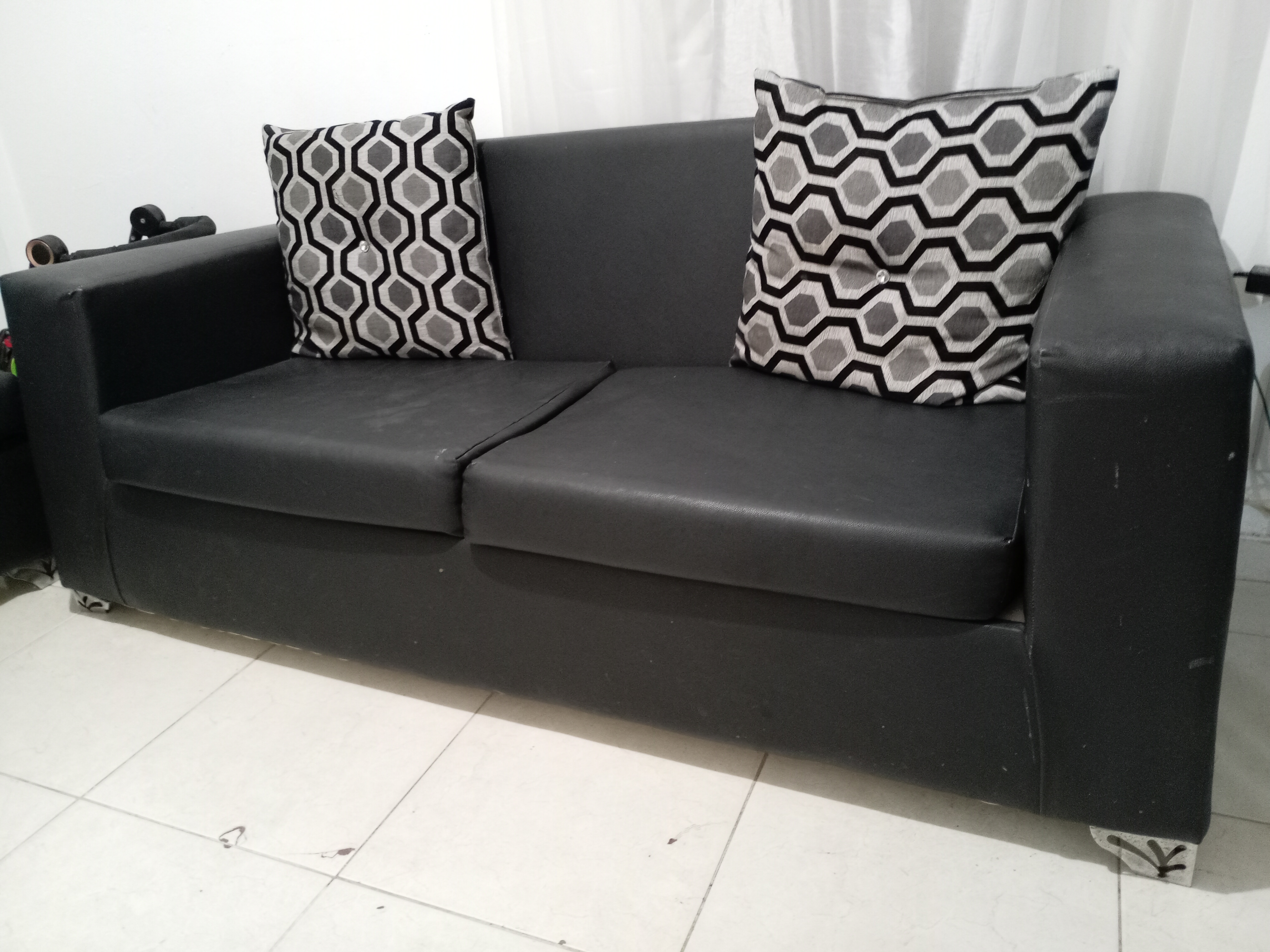 muebles y colchones - Se regala mueble a precio regalo para tapizar  0