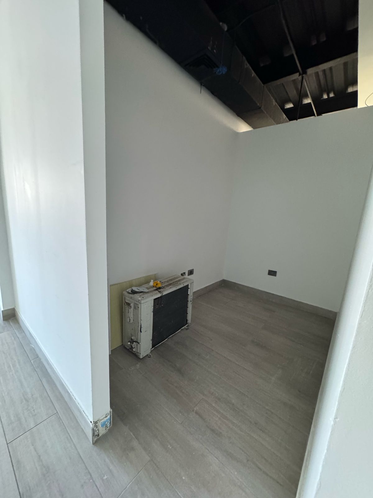 oficinas y locales comerciales - Local de 160 MTS En Bella Vista 4