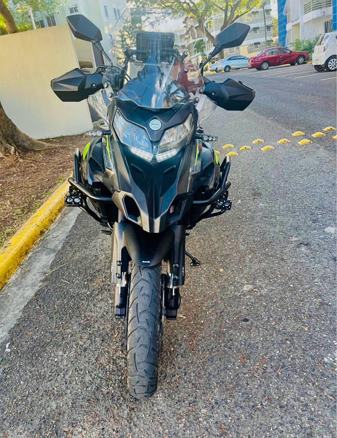 motores y pasolas - Se vende Benelli TRK 502X 2