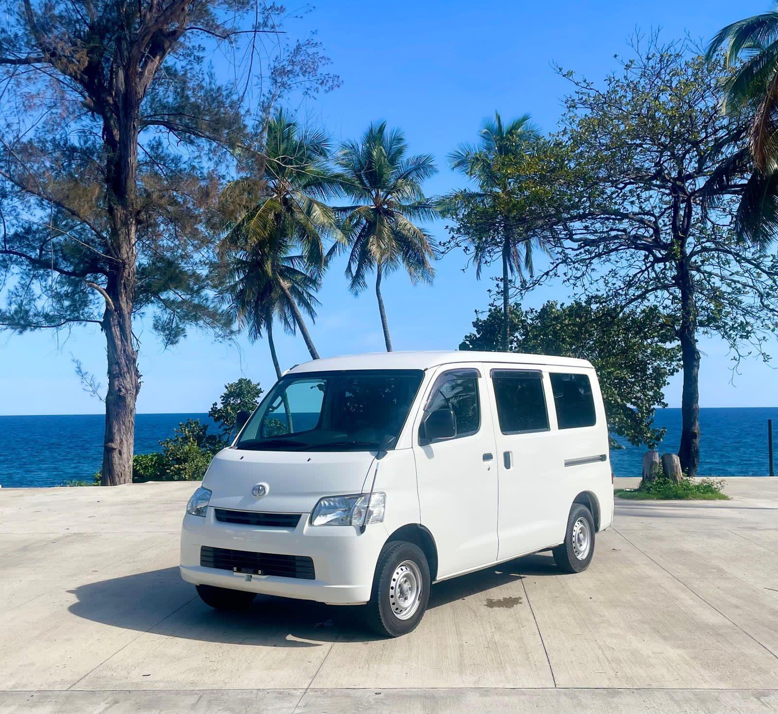 carros - TOYOTA TOWN ACE 2019 / 250,000 INICIAL  9