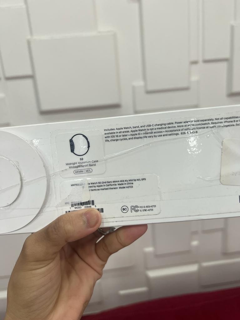 celulares y tabletas - Apple Watch SE 2022 44MM Sellado  1