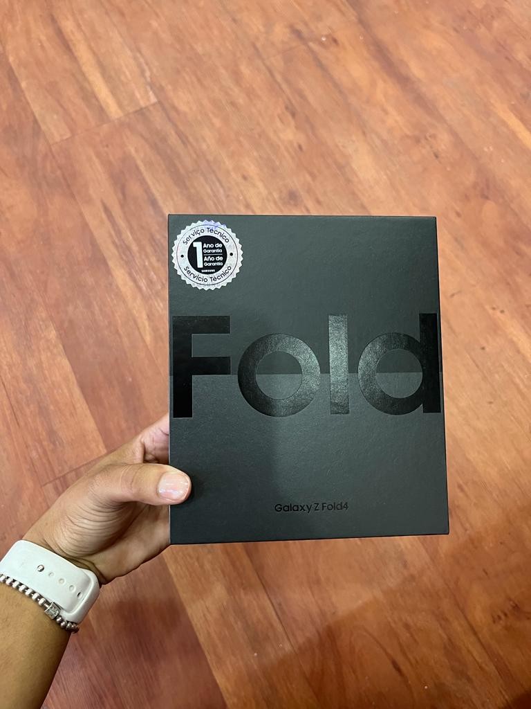 celulares y tabletas - Galaxy Z Fold 4 256gb 12gb RAM Nuevo