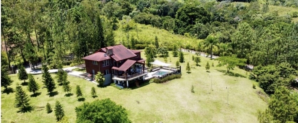 casas vacacionales y villas - VILLA EN VENTA EN JARABACOA  0