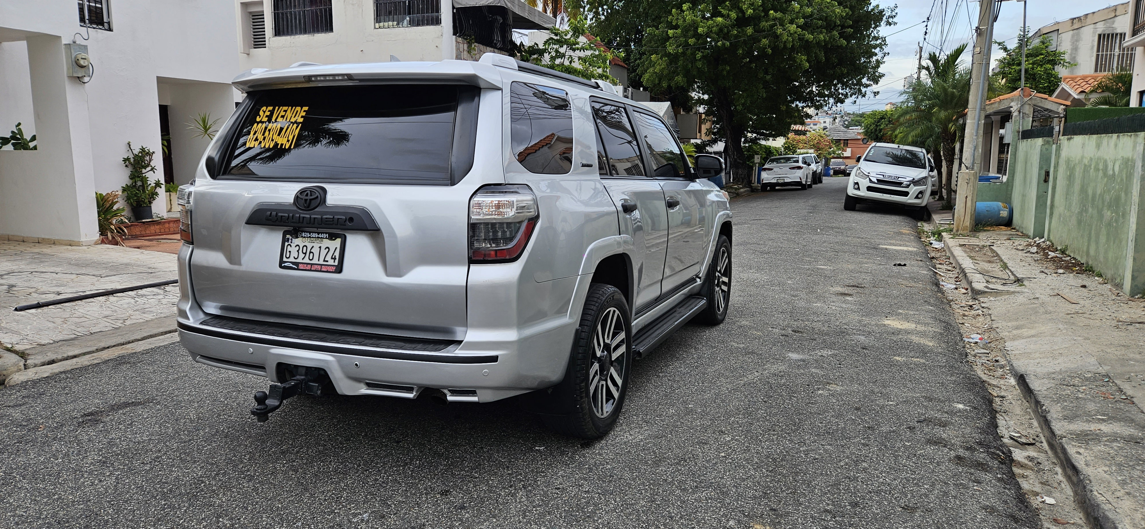 jeepetas y camionetas - Toyota 4runner 4x4 3 filas full 4