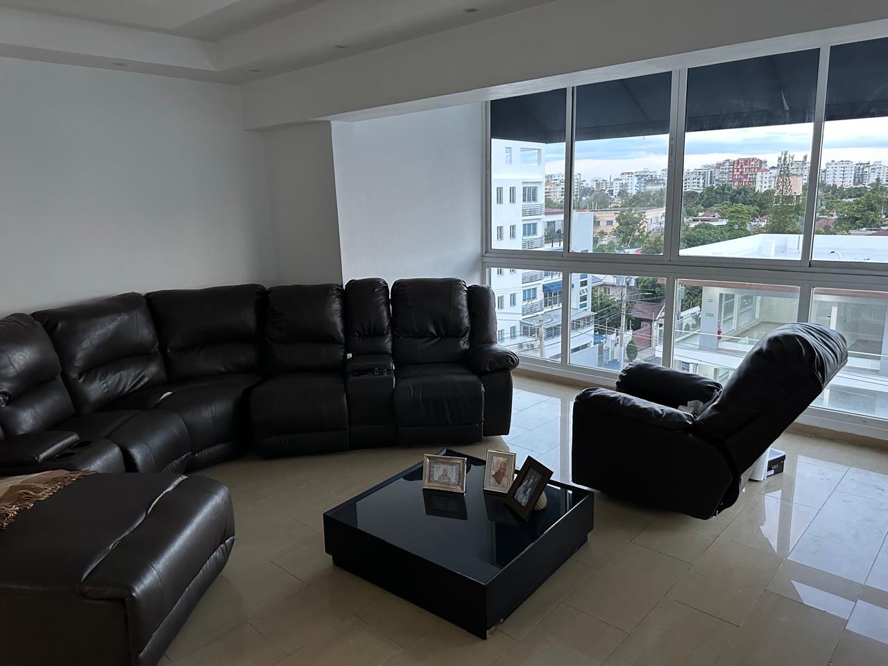 apartamentos - venta de penthouse en Julieta morarles con 319mts con piscina Distrito nacional 8