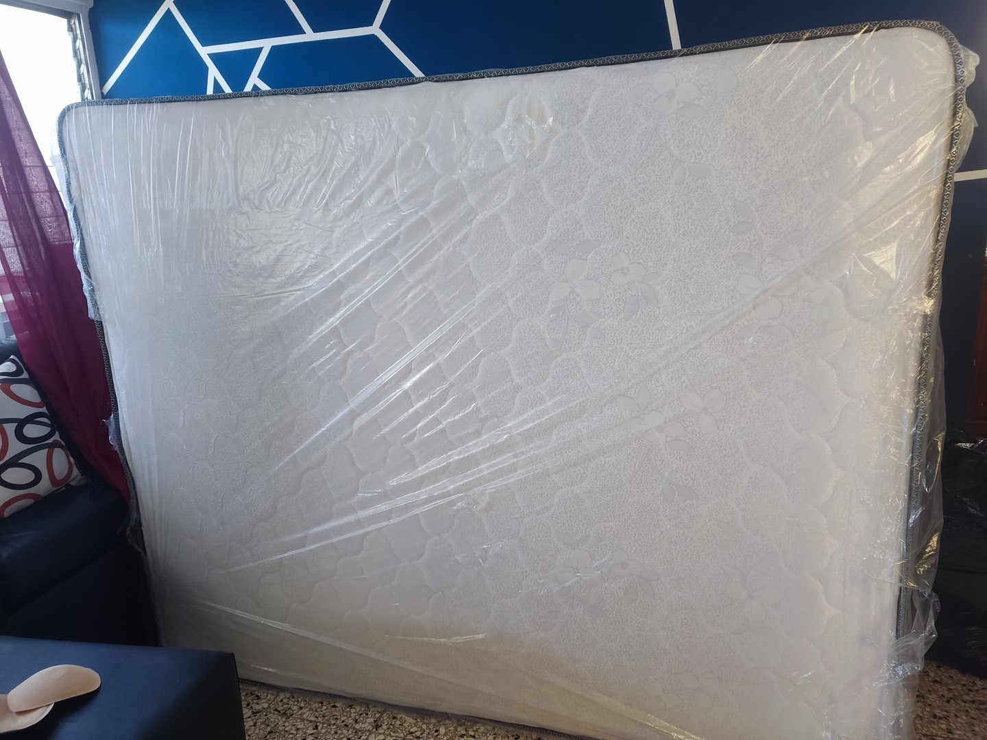 muebles y colchones - El colchón está nuevo, con su plastico 5