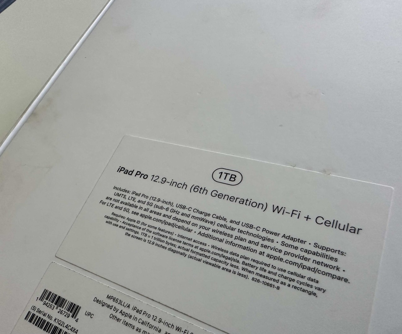 celulares y tabletas - Vendo iPad Pro 12.9 inch 1TB (6th Gen) M2 Apple CHIP/  Sellada $ 60,500 NEG 1