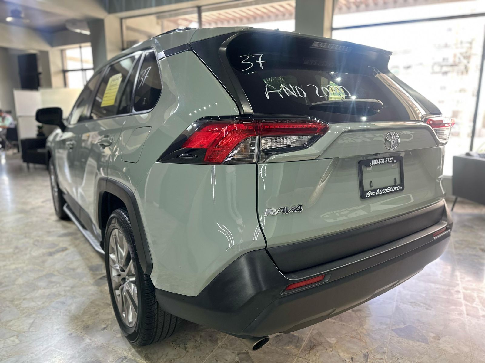 jeepetas y camionetas - Toyota Rav4 XLE 2020 Clean Carfax  2