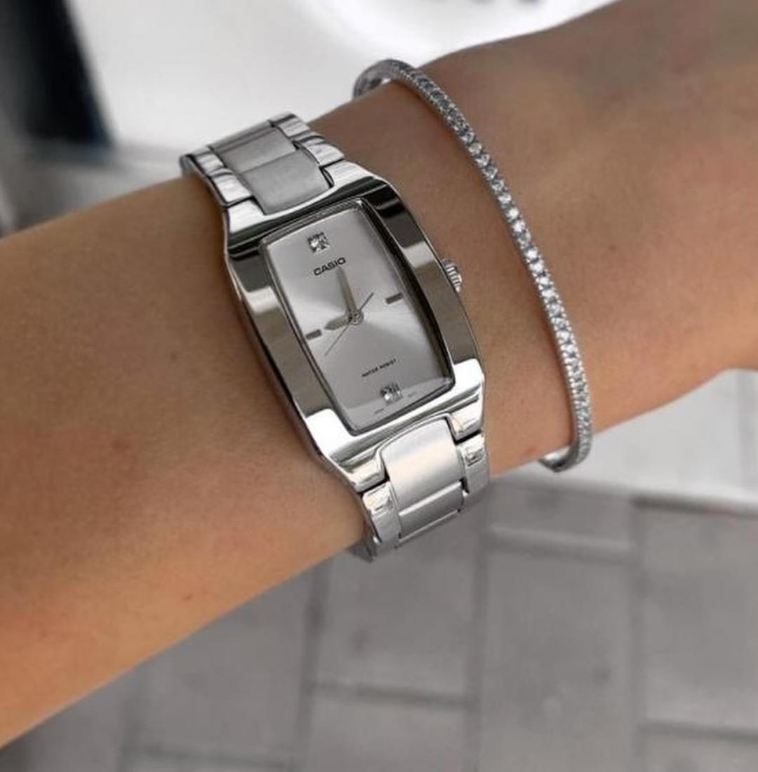 joyas, relojes y accesorios - Relojes para dama y caballeros 
Stanley Steel  9