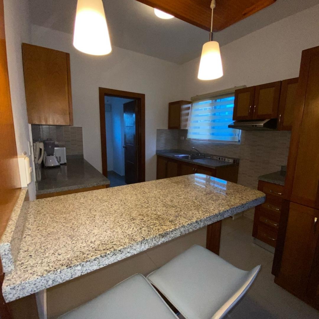 apartamentos - Apartamento De Alquiler En Evaristo Morales 2