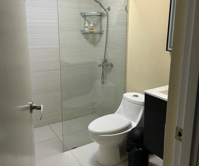 apartamentos - Apartamento amueblado en venta #24-1063, ascensor, planta eléctrica, gimnasio.  5