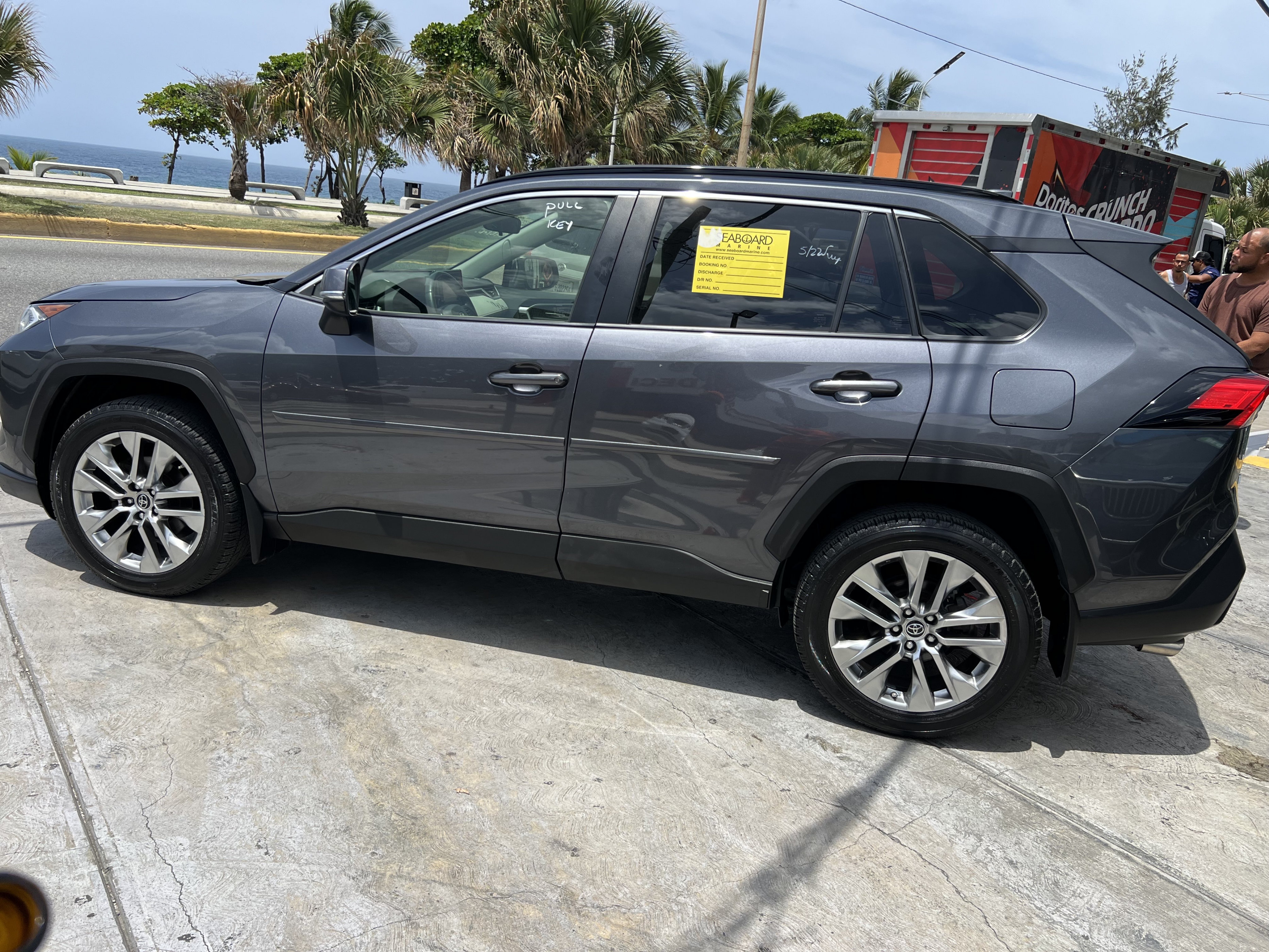 jeepetas y camionetas - Toyota Rav4 XLE Premium 2019 4