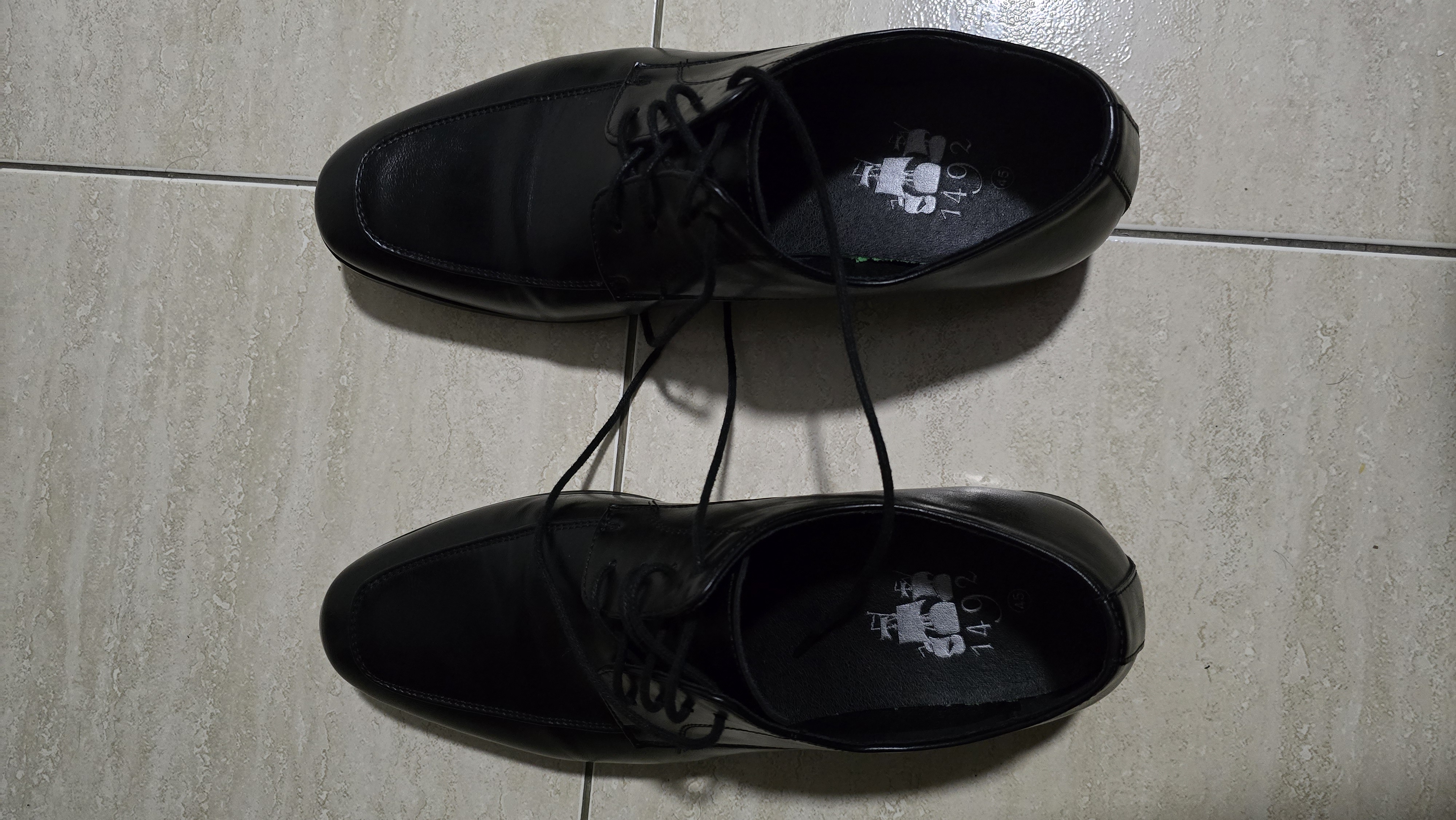 zapatos para hombre - **Vendo zapatos size 45 como nuevos negros*** 1