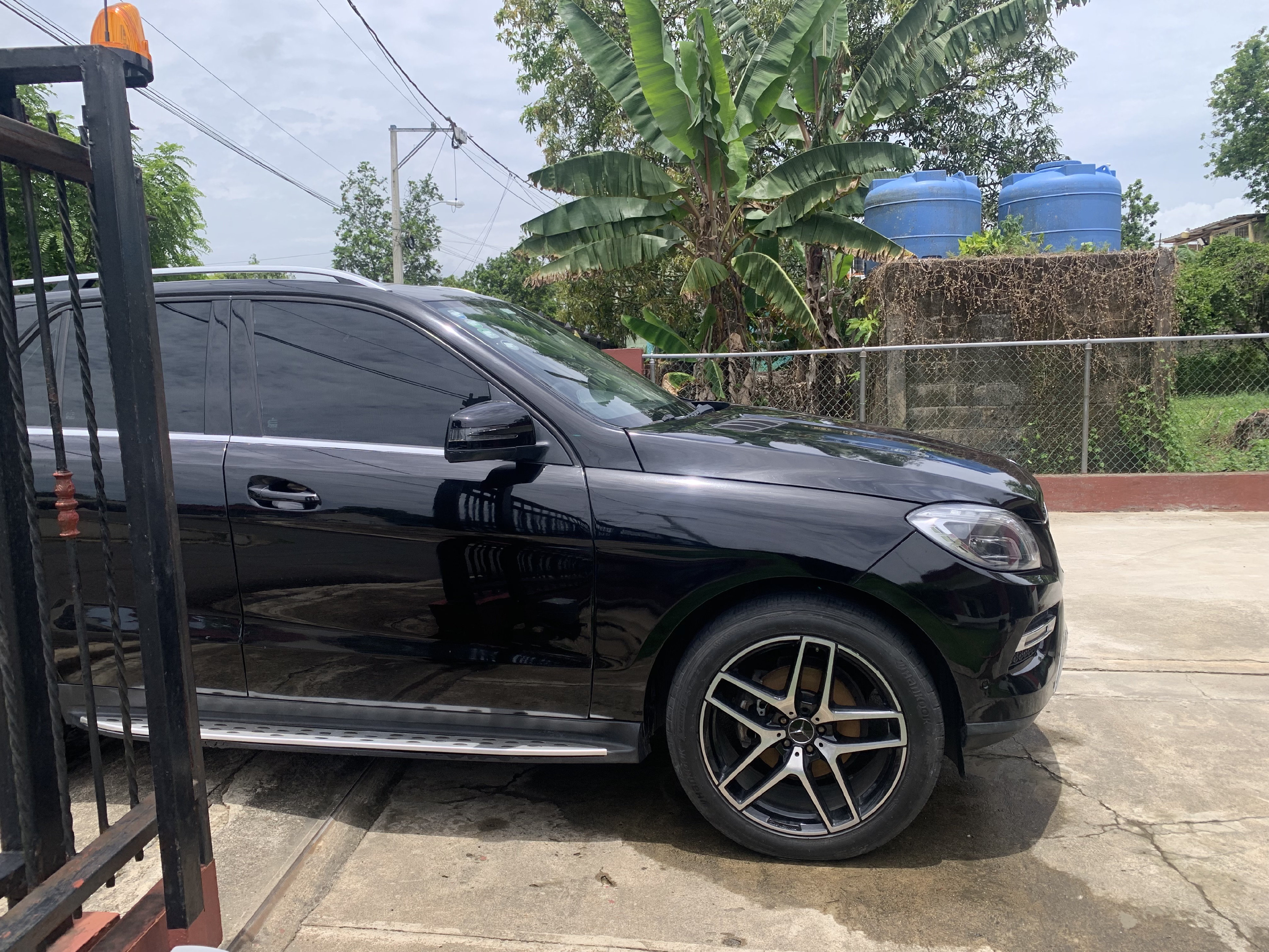 jeepetas y camionetas - Mercedes-Benz ML300