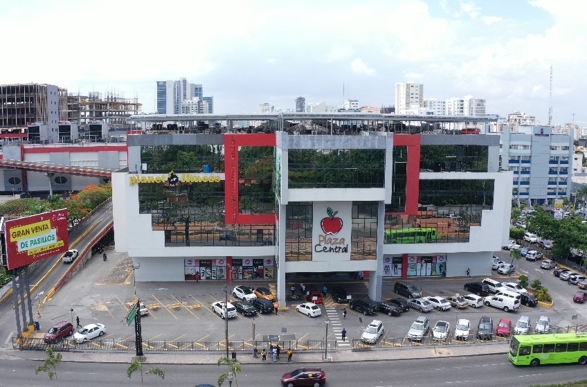 oficinas y locales comerciales - vente de local comercial  en plaza central Santo Domingo Distrito Nacional  7