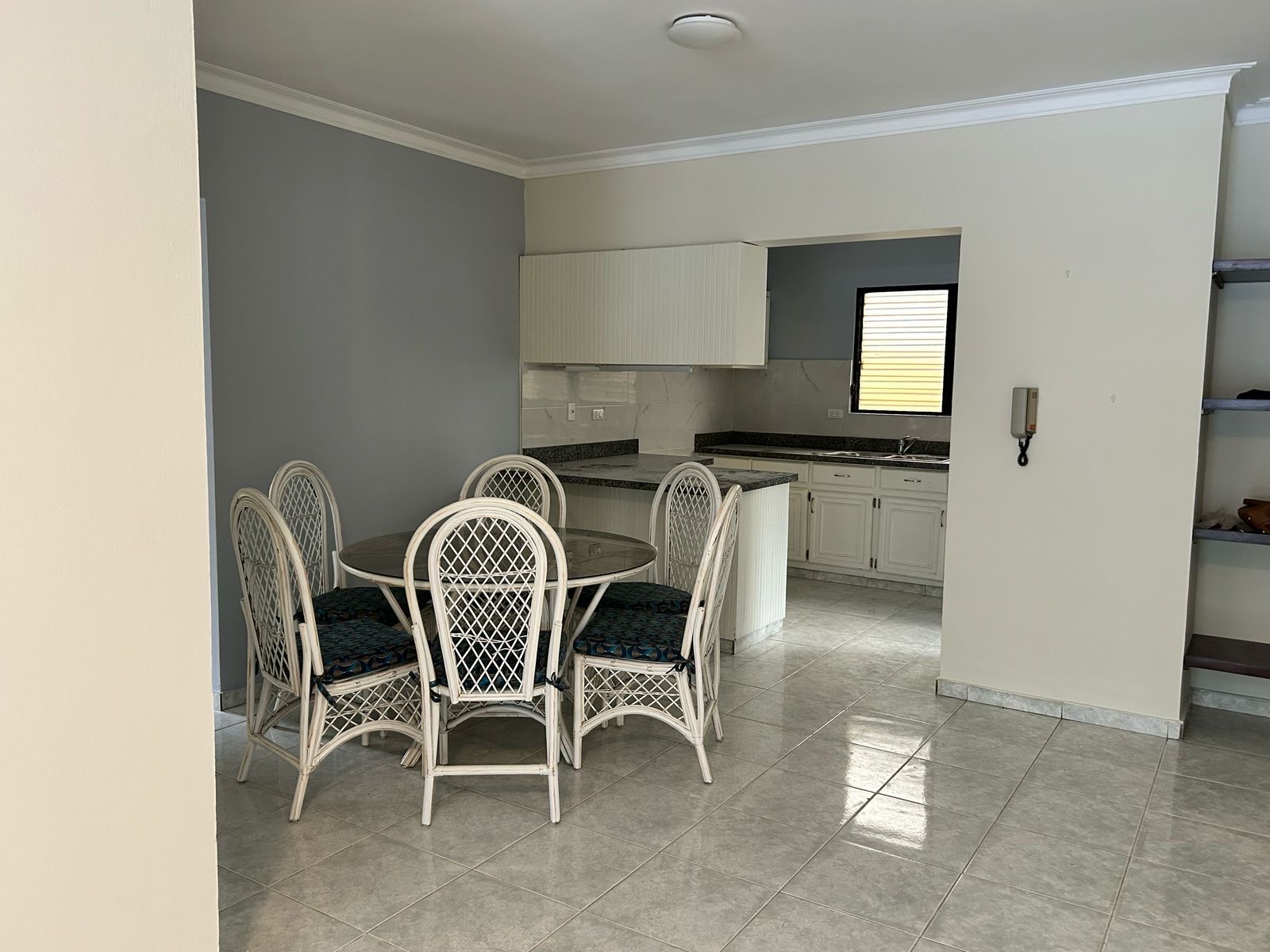 apartamentos - apartamento en alquiler - Evaristo morales  2
