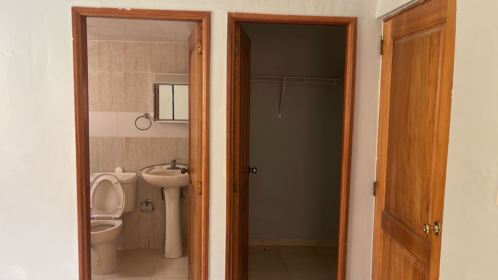 apartamentos - APARTAMENTO EN ALQUILER CIUDAD REAL 2. 2 PISO  0