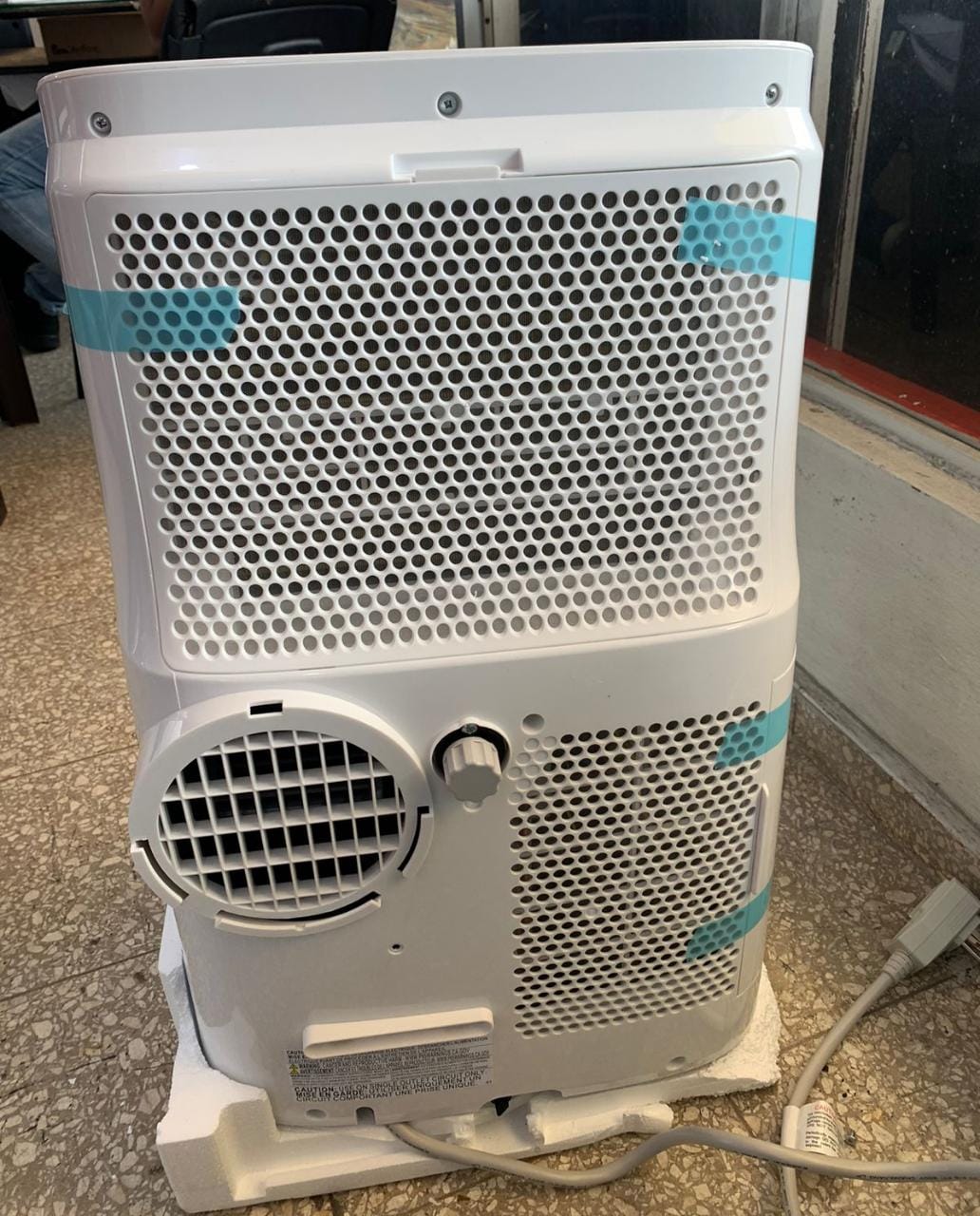 aires acondicionados y abanicos - Aire acondicionado portátil 12000BTU
Toshiba
110 voltios
6 meses de garantís