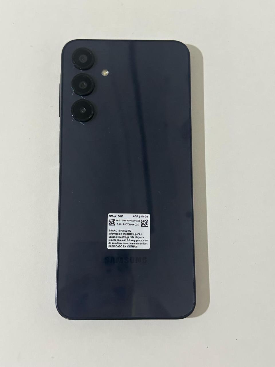 celulares y tabletas - Celular Samsung Galaxy A16
 2