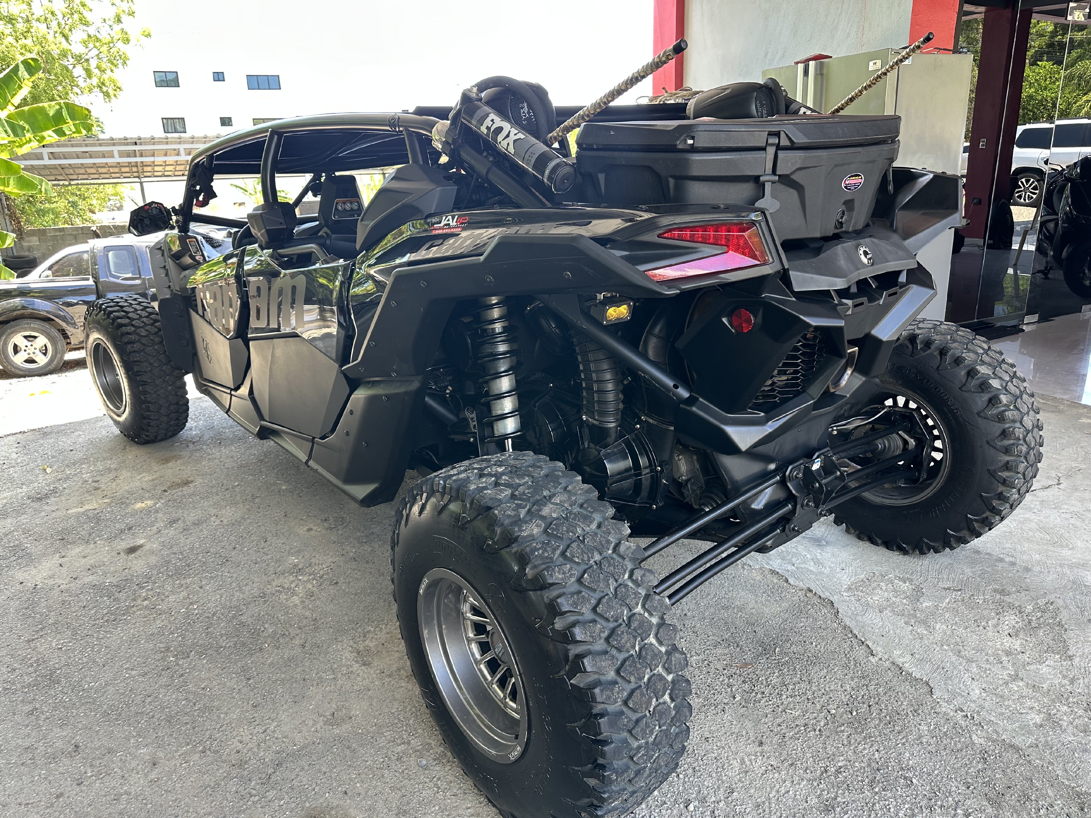 jeepetas y camionetas - con muchos accesorios extra  6
